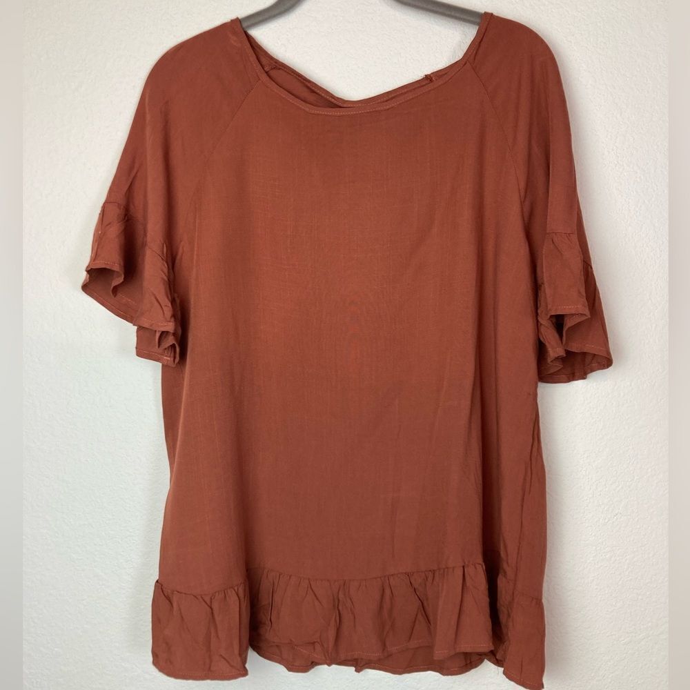 Emery Rose NWT boho peasant cottage core blouse w/ flounced sleeves & bottom
